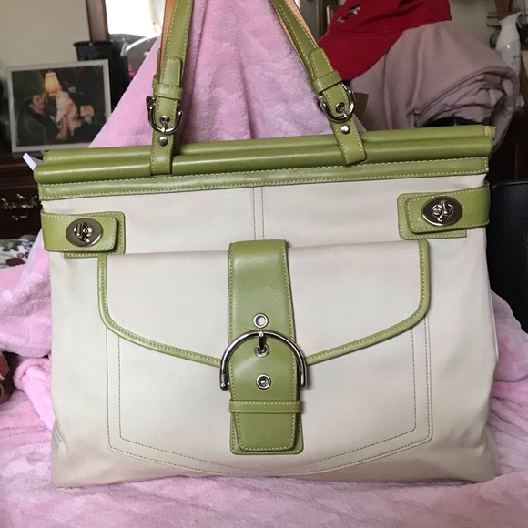 RARE Coach white canvas with green leather tote includes bag - Picture 1 of 11